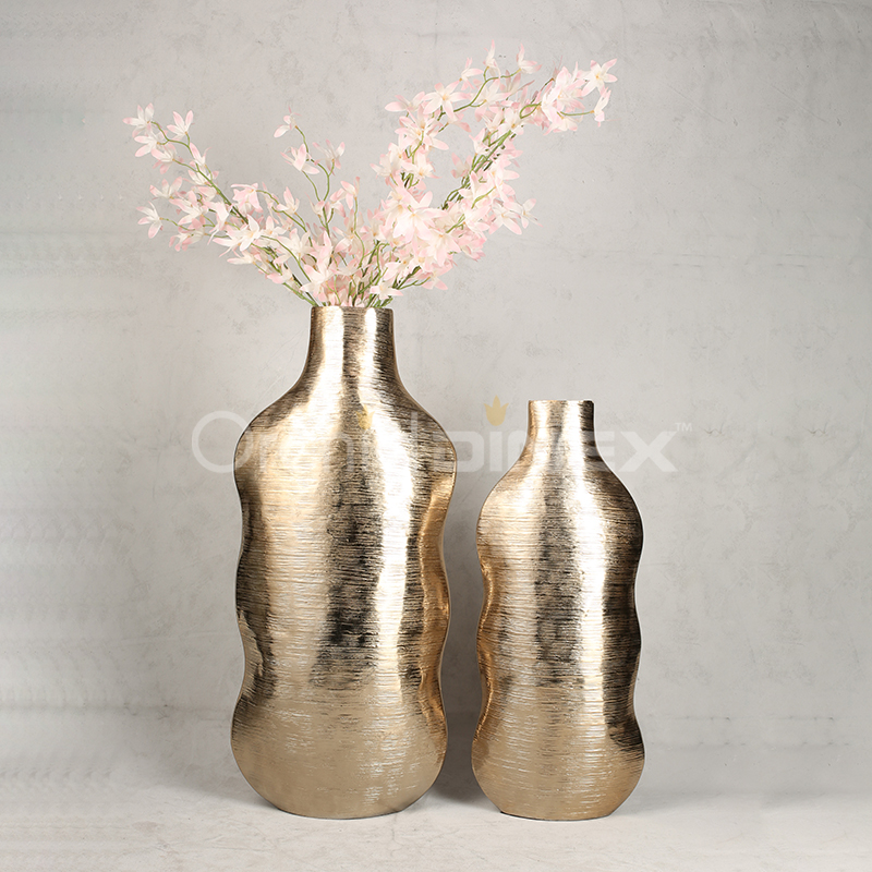 Wavy Sides Vase